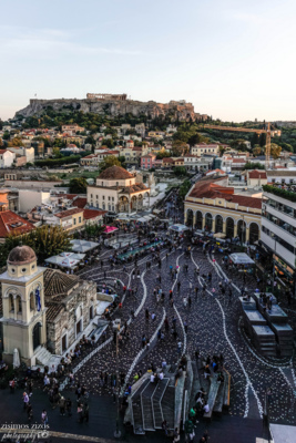 Monastiraki Square, Plaka and Acropolis of Athens / Stadtlandschaften  Fotografie von Fotograf Zisimos Zizos | STRKNG