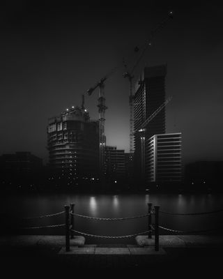 Exclusion / Stadtlandschaften  Fotografie von Fotograf Lee Acaster ★40 | STRKNG