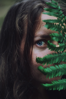 Eerie echoes / Portrait  photography by Photographer Enrico Cavallarin | STRKNG