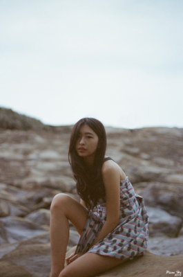 Nikki / Portrait  photography by Photographer Pison Hu | STRKNG