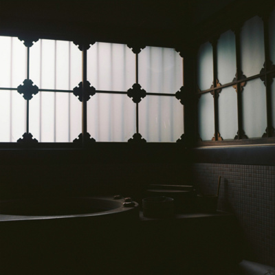 old bathroom / Interior  Fotografie von Fotograf Hisa Foto ★1 | STRKNG