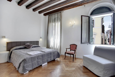 Venice apt / Interior  photography by Photographer Piero Fabbri ★1 | STRKNG