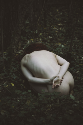 Sturm und Drang / Nude  Fotografie von Model Margherita ★17 | STRKNG