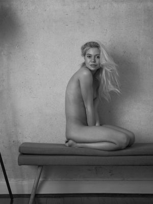 Margarites / Nude  Fotografie von Fotograf Daniel Hammelstein ★9 | STRKNG