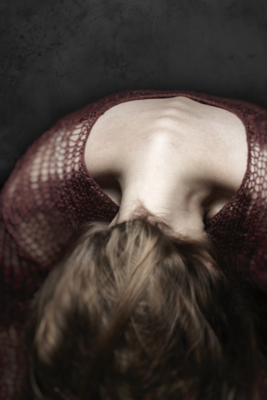 damn my heart gone there / Portrait  photography by Photographer Dennis Wilhelms | STRKNG