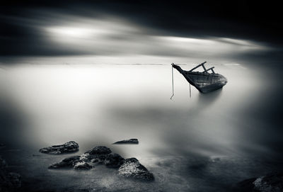 The Old Boat that Did not Sail the Lonely Planet / Fine Art  Fotografie von Fotograf Gianmario Masala ★1 | STRKNG