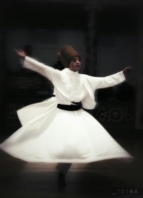 whirling dervishes / Menschen  Fotografie von Fotograf _70164 | STRKNG