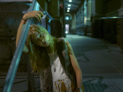 Madeleine 01 / Portrait  photography by Photographer Wendy Sama ★2 | STRKNG