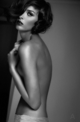 Just sensual / Portrait  photography by Photographer Andriete Le Secq ★1 | STRKNG