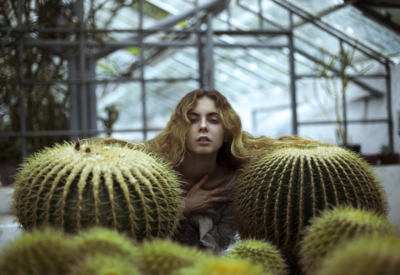 Correspondances / Portrait  photography by Photographer Elisa Paci | STRKNG