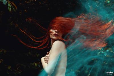 By Naoko / Portrait  photography by Model Linda Lena Blanka ★32 | STRKNG