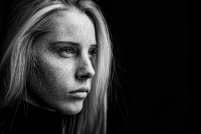 Looking forward / Portrait  photography by Photographer Benita Welter ★5 | STRKNG