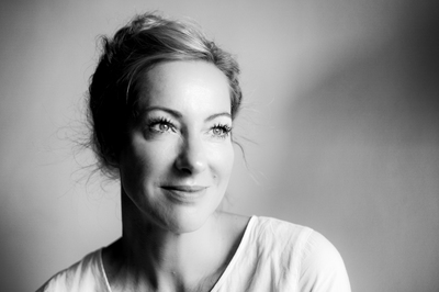 Susanne / Portrait  photography by Photographer Frank Bräutigam | STRKNG