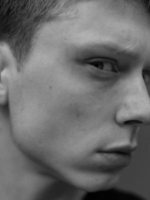 Bastian / Portrait  Fotografie von Fotograf Martin Röhr ★4 | STRKNG