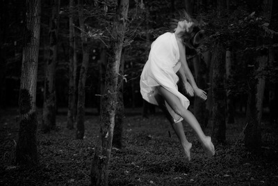 Der Exorzist / Schwarz-weiss  Fotografie von Fotograf Henning Bruns ★12 | STRKNG