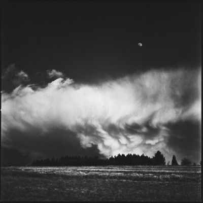 Mammatus / Schwarz-weiss  Fotografie von Fotograf Stephan Amm ★5 | STRKNG