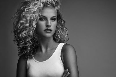 T H I R Z A / Portrait  Fotografie von Fotograf Klaus Reinders ★7 | STRKNG