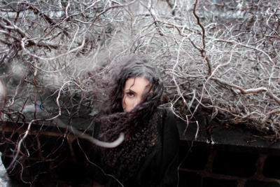 Lilly and the wind / Portrait  photography by Photographer Anne Krämer ★4 | STRKNG
