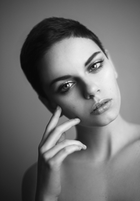 Stronger Than Me / Fashion / Beauty  photography by Photographer bayek photography ★5 | STRKNG