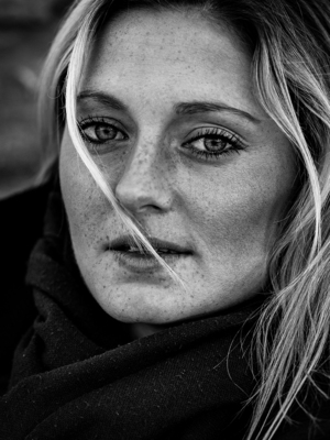 Lena / Portrait  photography by Photographer Joschka Link ★1 | STRKNG
