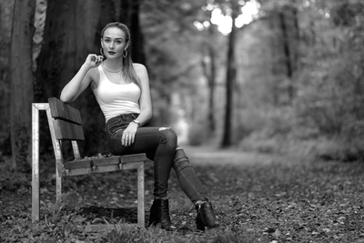 backbenchers / Portrait  photography by Photographer Plüschprum | STRKNG