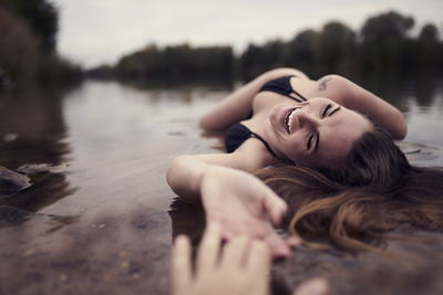 never let go / People  photography by Photographer blendstufe.de | STRKNG