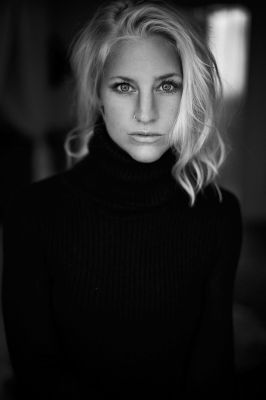 blondi / Portrait  Fotografie von Fotograf mort gerstmann ★20 | STRKNG