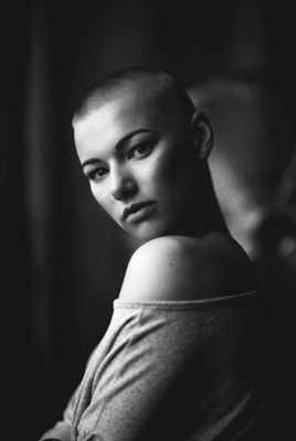 Nina / Portrait  photography by Photographer Andreas Wohlers Fotografie ★8 | STRKNG