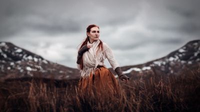 Durch den Sturm / Conceptual  photography by Photographer Deborah Haarmeier ★3 | STRKNG