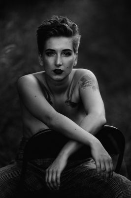 chair / Nude  photography by Photographer photographysh ★1 | STRKNG