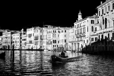 Inside Town / Cityscapes  photography by Photographer Mike Mayer ★1 | STRKNG