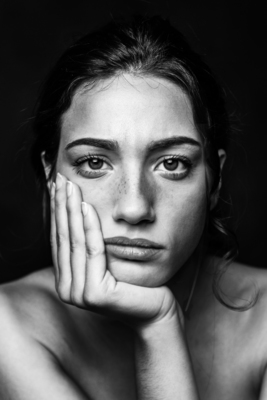 Sullen / Portrait  photography by Model Silvia Lantano ★8 | STRKNG