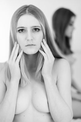 double portrait / Nude  photography by Photographer mika-ef ★4 | STRKNG