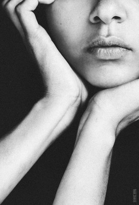 Perrine / Portrait  photography by Photographer Pascal Chapuis ★65 | STRKNG