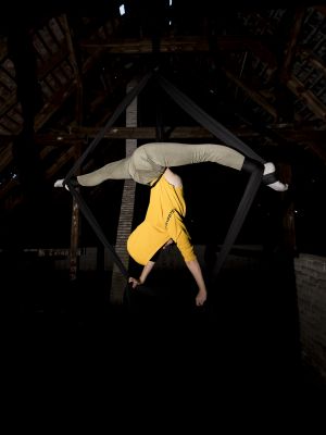 Hanging in the dark / Lost places  Fotografie von Fotograf Norbert Lienig | STRKNG