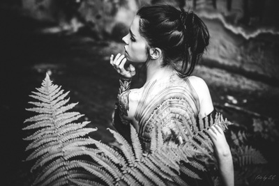 Liz / Portrait  photography by Photographer FotobySG ★5 | STRKNG