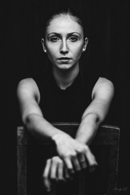 Lisa / Portrait  photography by Photographer FotobySG ★5 | STRKNG