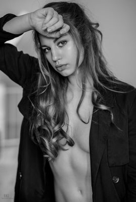 Alarah / Portrait  Fotografie von Fotograf david_gonsior_photographie ★1 | STRKNG