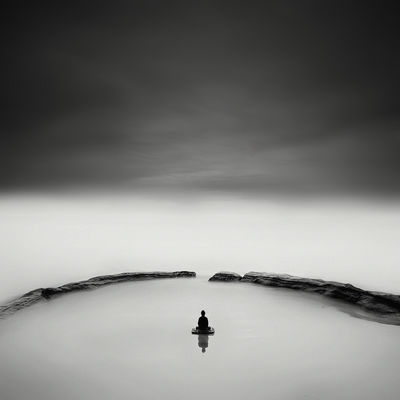 buddha &amp; clouds / Fine Art  Fotografie von Fotograf Nathan Wirth ★16 | STRKNG