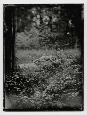 ...im Urwald....Ruhe finden im Wald... / Nude  photography by Photographer platinum O. ★5 | STRKNG