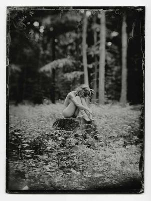 ...im Urwald....Licht finden im Wald... / Nude  Fotografie von Fotograf platinum O. ★5 | STRKNG