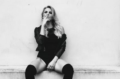 Maria / Black and White  photography by Photographer Dennis Weber Photography ★2 | STRKNG
