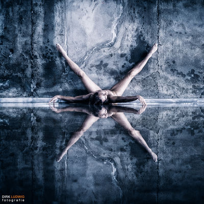Laura / Nude  photography by Photographer Dirk Ludwig ★2 | STRKNG