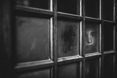 Behind / Portrait  photography by Photographer Julien Jegat ★22 | STRKNG