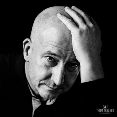 René Freund, Schriftsteller / Portrait  Fotografie von Fotograf Thom Trauner | STRKNG