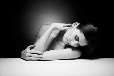 Quiet / Portrait  photography by Photographer SP2 Portrait ★3 | STRKNG