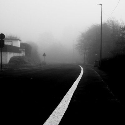 Weißer Bogen / White bow / Schwarz-weiss  Fotografie von Fotograf trobel | STRKNG