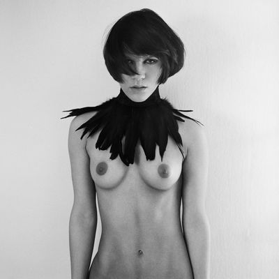 Learning to fly / Nude  photography by Photographer Thomas Vogt ★6 | STRKNG