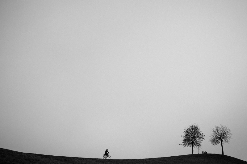 Minimalistic with the bike - &copy; foto-labyrinth | Cityscapes