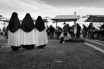 People of venice - Festa della Madonna della Salute / Street  Fotografie von Fotograf Jens Schlenker ★1 | STRKNG